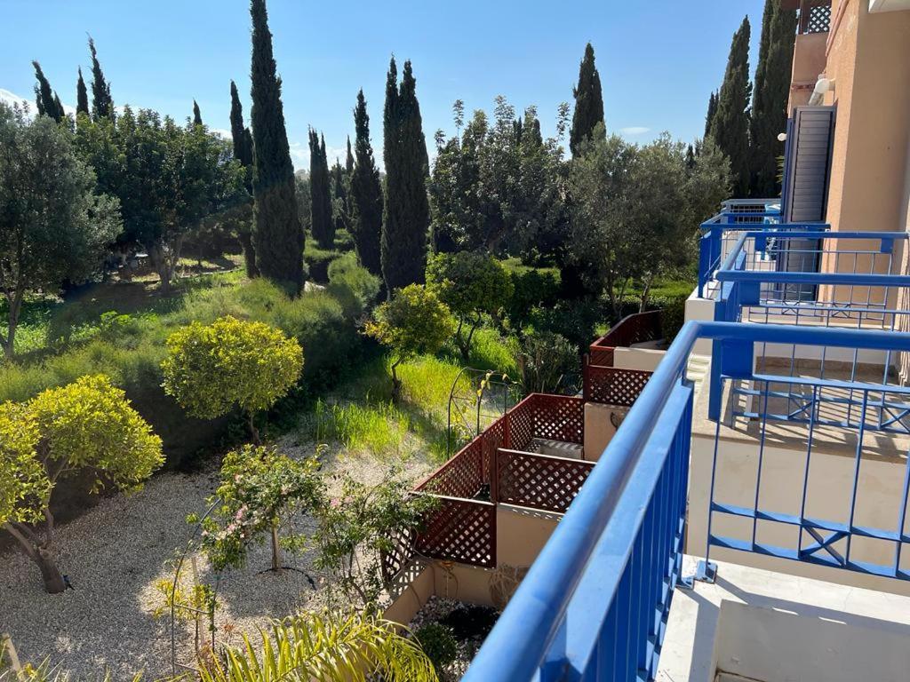 Casa Del Sol Townhouse In Iris Village بافوس المظهر الخارجي الصورة