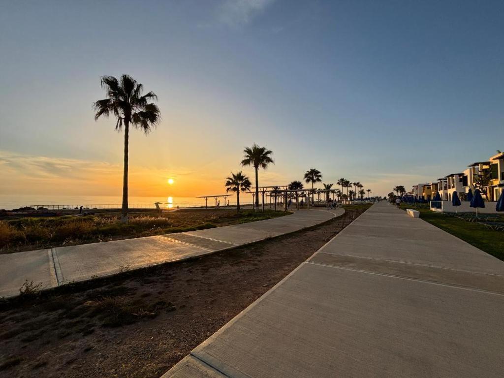 Casa Del Sol Townhouse In Iris Village بافوس المظهر الخارجي الصورة